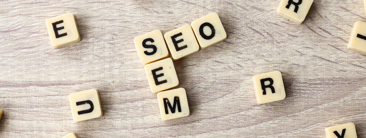Az LSI kulcsszavak stratégiai használata segít abban, hogy a tartalom természetesebb és informatívabb legyen, miközben javítja a SEO teljesítményt. A jól megválasztott LSI kulcsszavak növelik a weboldal láthatóságát és a felhasználói élményt, ami hosszú távon hozzájárul a weboldal sikeréhez.
